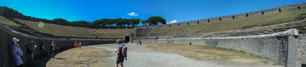 Blick in das Amphitheater